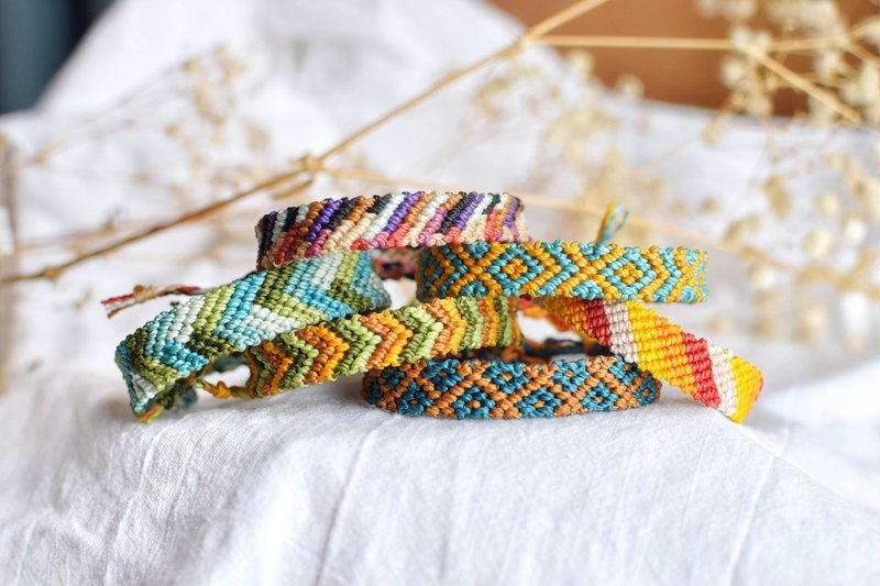 定制化编织蜡线手绳 X 手环 ; 图案设计五款 - 手链/手环 - 其他材质 