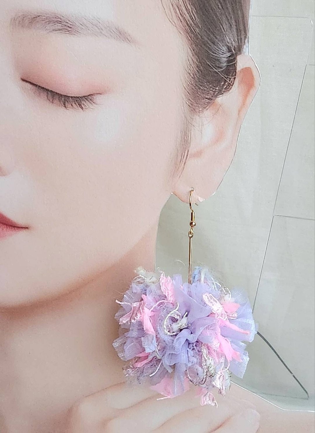 垂坠的长纱线耳环，宛如棉花糖般的柔美 - 耳环/耳夹 - 其他人造纤维 紫色