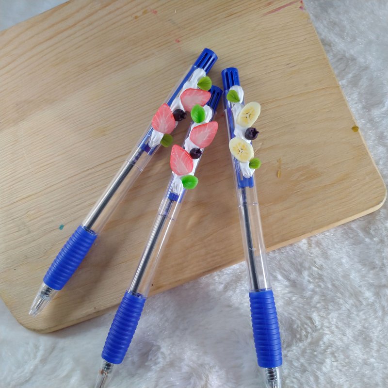 水果造型原子笔 - 圆珠笔/中性笔 - 粘土 红色