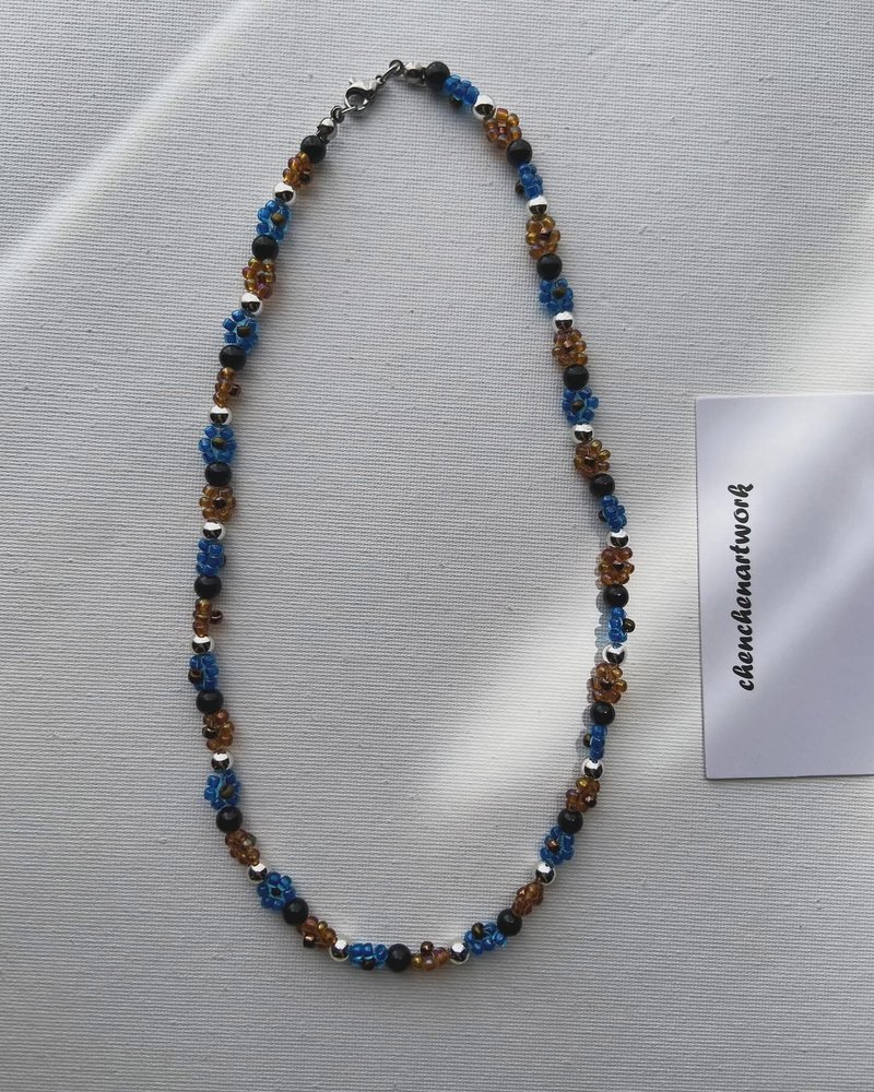 喃 雏菊小花 编织串珠 花朵 串珠项链 花朵项链 - 项链 - 其他材质 咖啡色