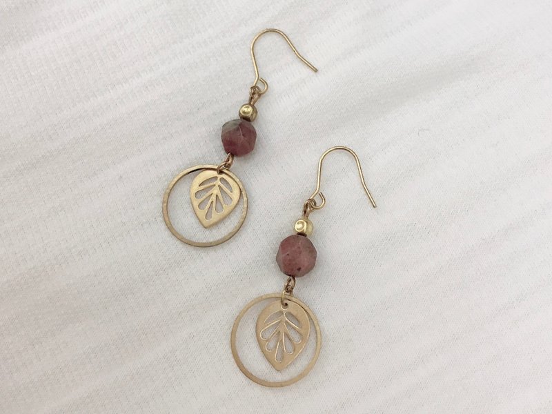 地仙 L'IMMORTEL 不休不眠 黄铜天然石耳环 /ve - 耳环/耳夹 - 石头 粉红色