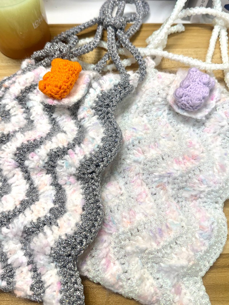 MUMU 小熊软糖 X 糖霜星砂手机包 HAND MADE - 侧背包/斜挎包 - 棉．麻 多色