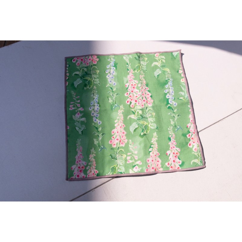 独立印花毛地黄手帕 - 围嘴/口水巾 - 棉．麻 