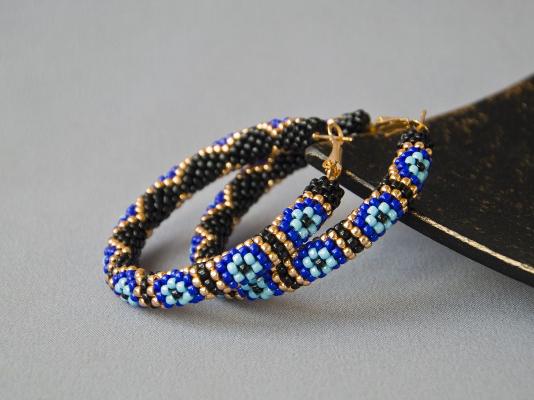 Beaded crochet kit hoop earrings, Seed bead kit earrings hoops, Diy kit earrings - 编织/刺绣/羊毛毡/裁缝 - 玻璃 蓝色