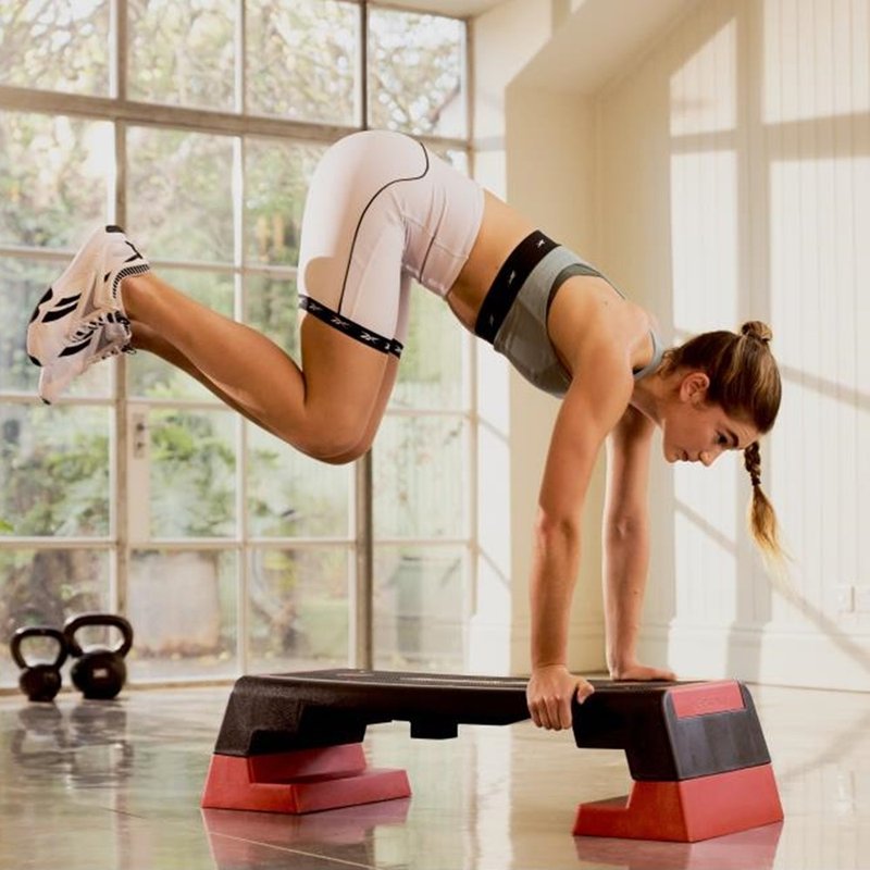 【Reebok】Step - The Original 经典健身踏板 - Red - 运动/健身用品 - 塑料 红色