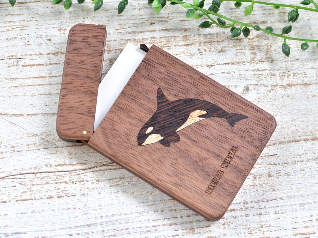 Wooden business card holder / Killer Whale (Orca) /walnut - 名片夹/名片盒 - 木头 咖啡色