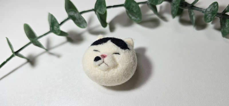 羊毛毡睡觉小猫咪别针现货限量浏海猫款 - 徽章/别针 - 羊毛 