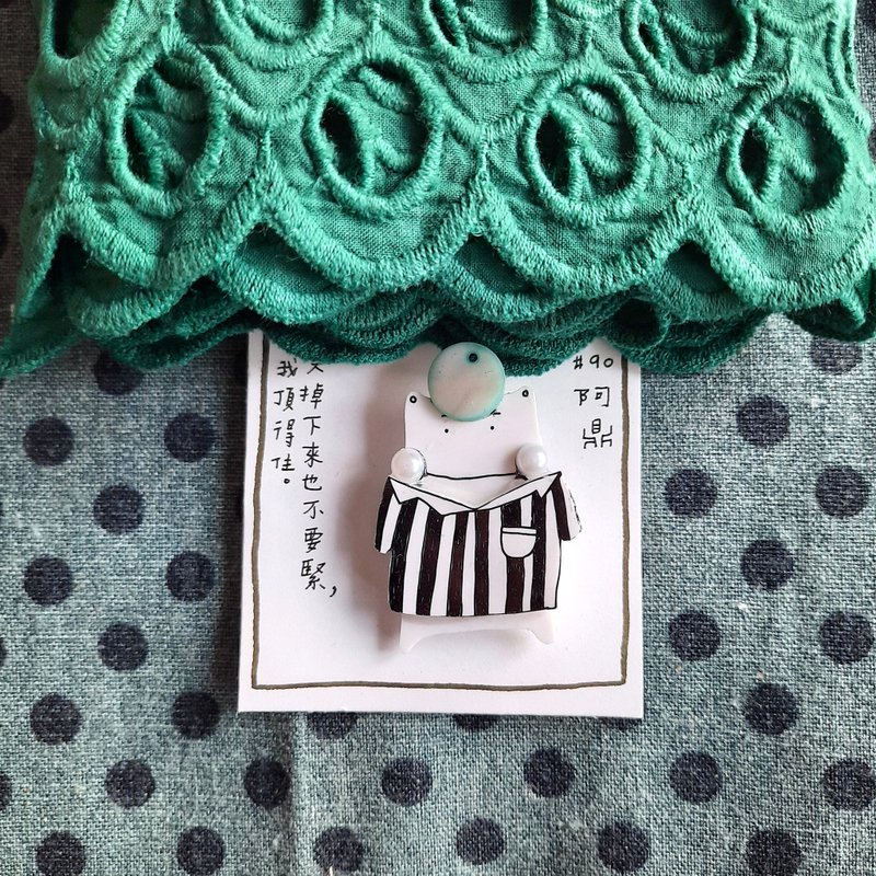 一句话豆丁 / no.90 阿鼎 - 胸针 - 塑料 黑色