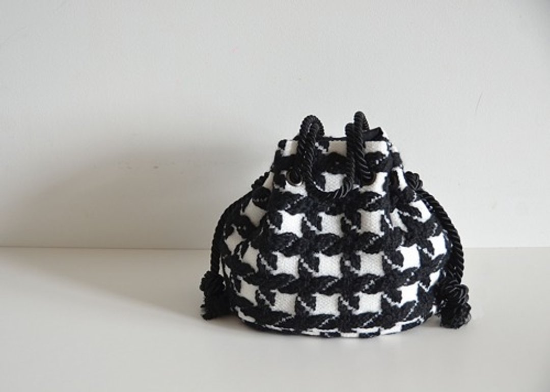 Italian Monotone Houndstooth Fancy Tweed Marine Bag For Black Formal Corde - 手提包/手提袋 - 棉．麻 