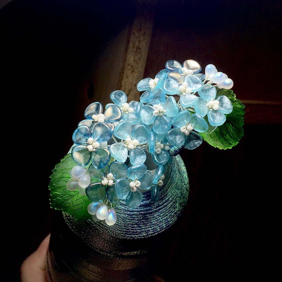 【若桑】夏。无尽。绣球花发饰。古董水晶。重工编织花朵新娘头饰 - 发饰 - 玻璃 蓝色