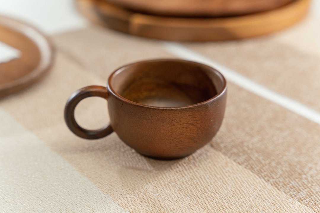 Islandoffer岛屿制作 泰国制造 相思木咖啡杯 - 茶具/茶杯 - 木头 金色