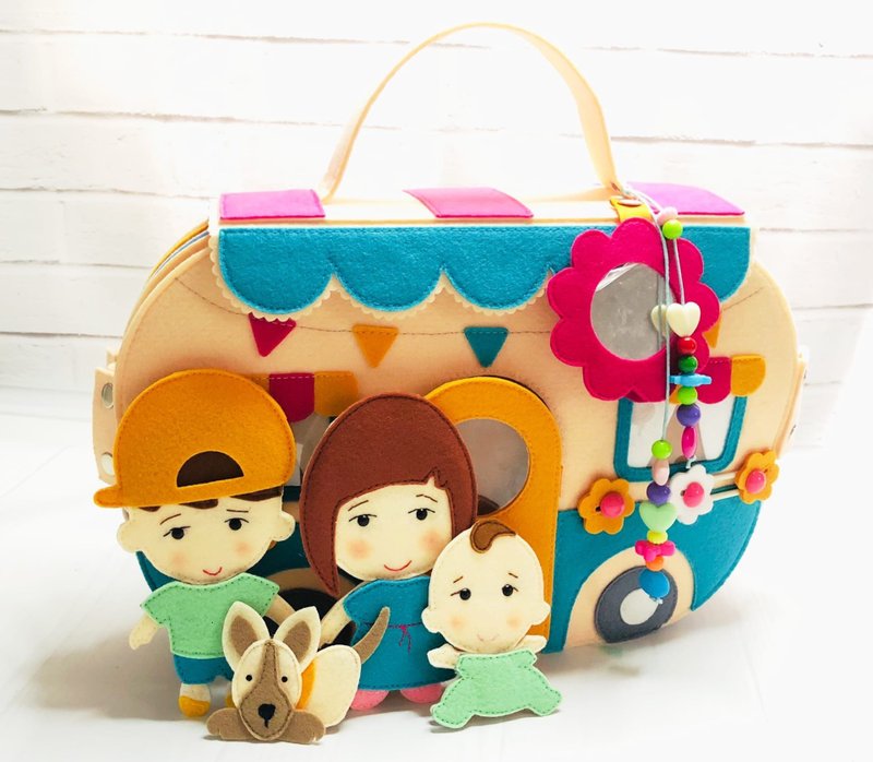 Fun and Easy Travel,Toy family travel, Portable Dollhouse, Sensory  Quiet book - 玩具/玩偶 - 其他材质 多色