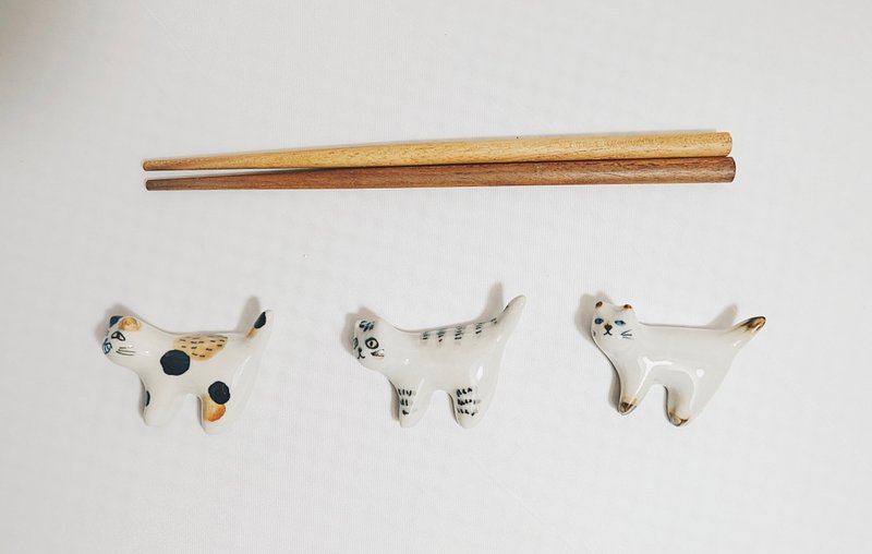 Thai cat ceramics chopstick holder - 其他 - 陶 白色