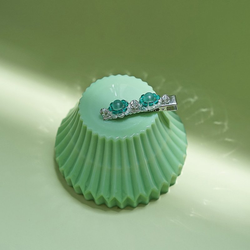 Mell 葡萄绿 透明系 手工珠绣 发夹 - 发饰 - 树脂 绿色