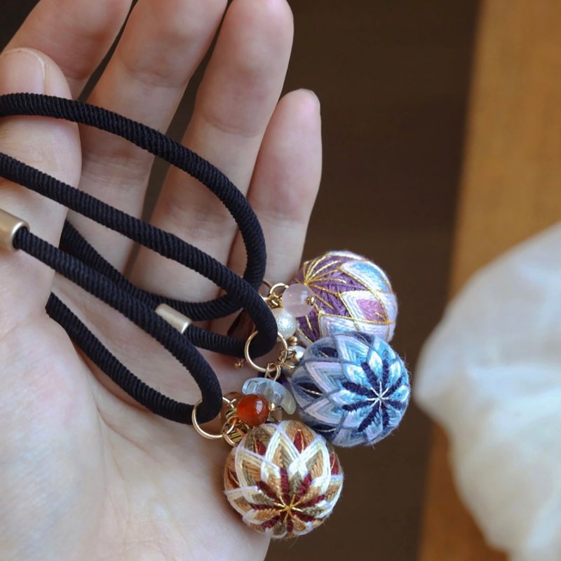 手鞠球 DIY材料包 手工刺绣 水晶贝珠琉璃发绳 发圈 发饰 礼物 - 发饰 - 其他材质 