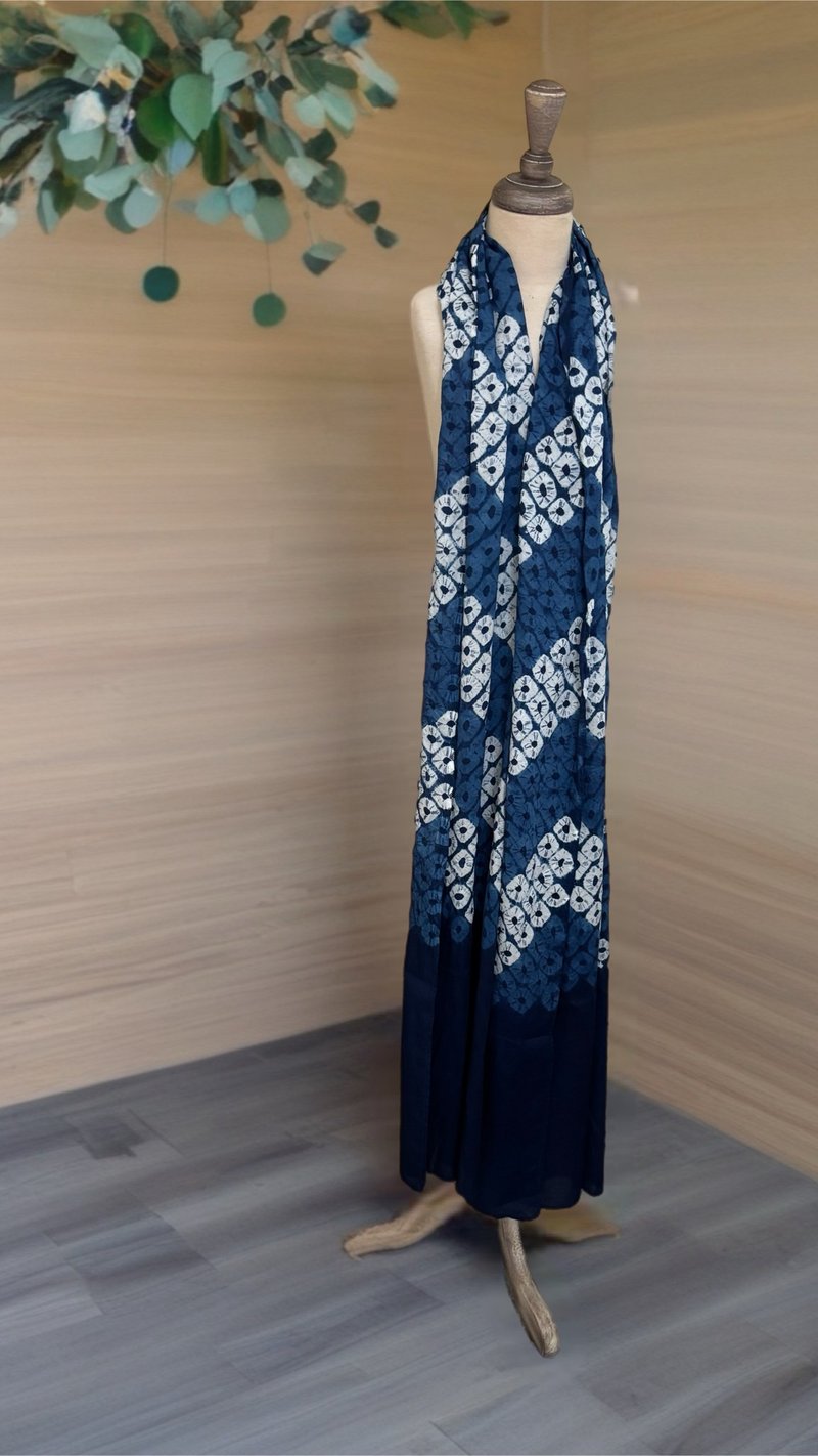 云南非遗技艺-扎染围巾 - 围巾/披肩 - 棉．麻 蓝色