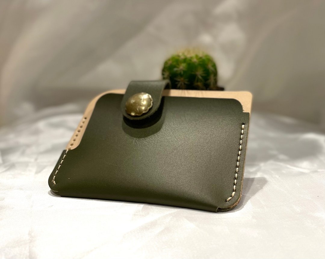Timeless Leather - 香港旧银仔扣  真皮 双层卡片套 可订造/刻字 - 名片夹/名片盒 - 真皮 绿色
