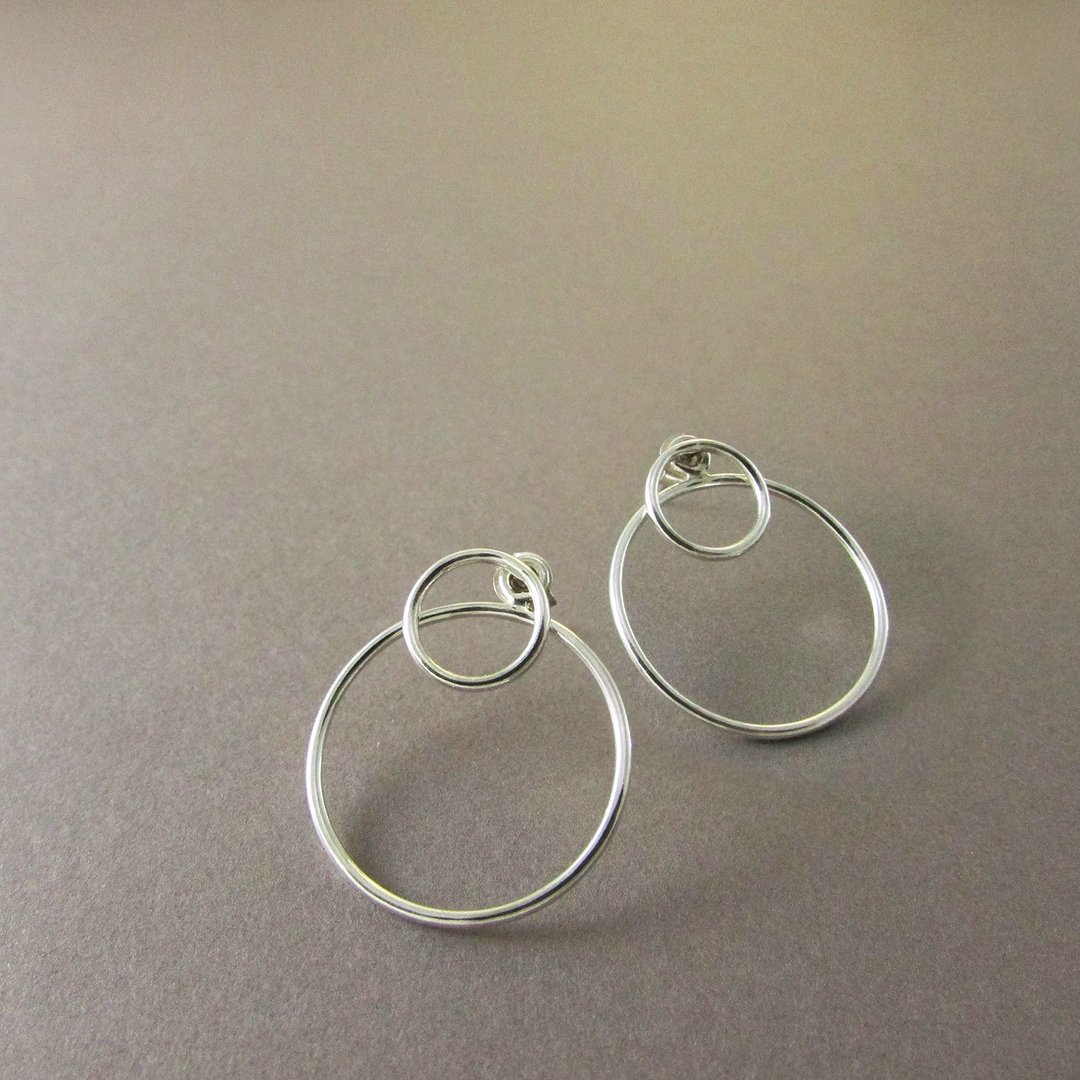 ripple earring_涟漪耳环 | 925银 设计师手作 限量 个性耳环 - 耳环/耳夹 - 银 银色