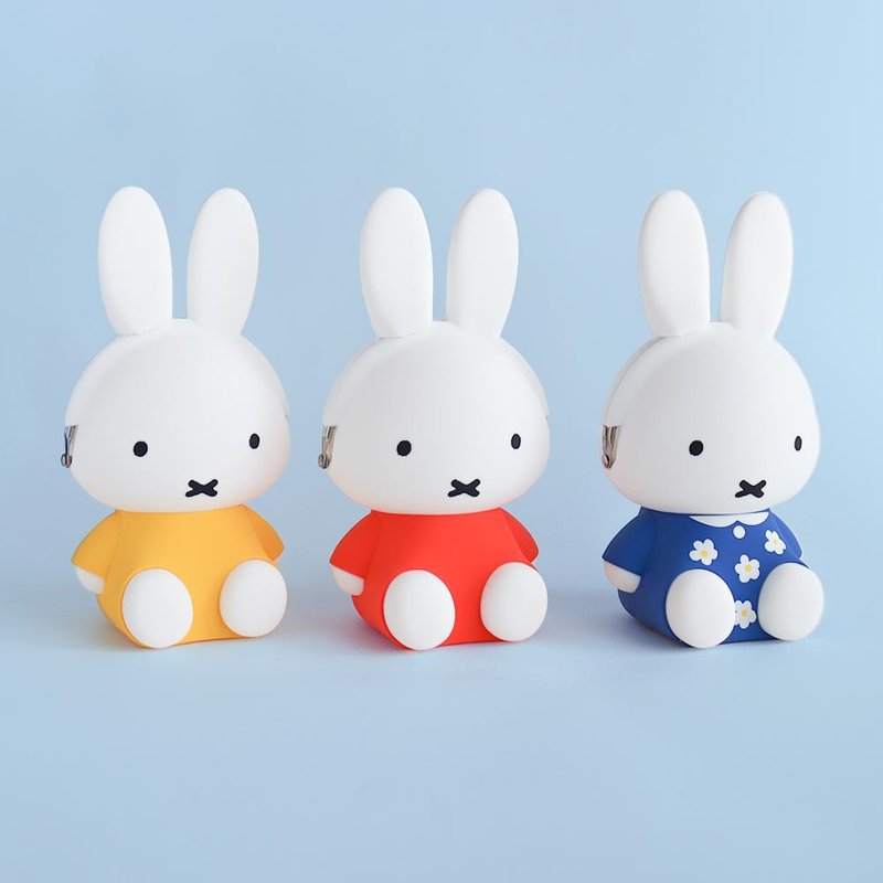 【兔年推荐】3D POCHI miffy 米飞兔立体硅胶口金包 (三色) - 化妆包/杂物包 - 硅胶 多色