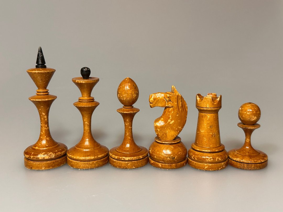 罕见的俄罗斯苏联国际象棋套装类似于（后）-阿维尔巴赫 I - 桌游/玩具 - 木头 黑色