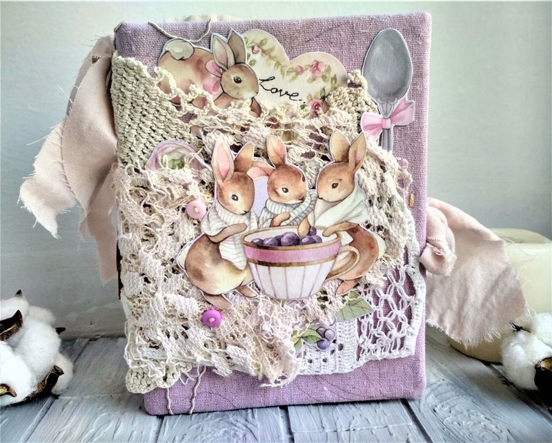 Bunnies family junk journal handmade Lace thick junk book Vintage french - 笔记本/手帐 - 纸 粉红色