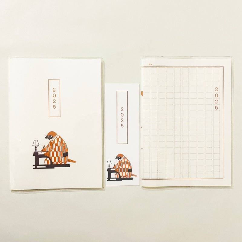 四月开始 2025年 文豪雀 原稿用纸 行事历手帐 含两款插画封面与书签 B6 全48页 巳年 文豪 钢笔 和服 动物 - 笔记本/手帐 - 纸 咖啡色