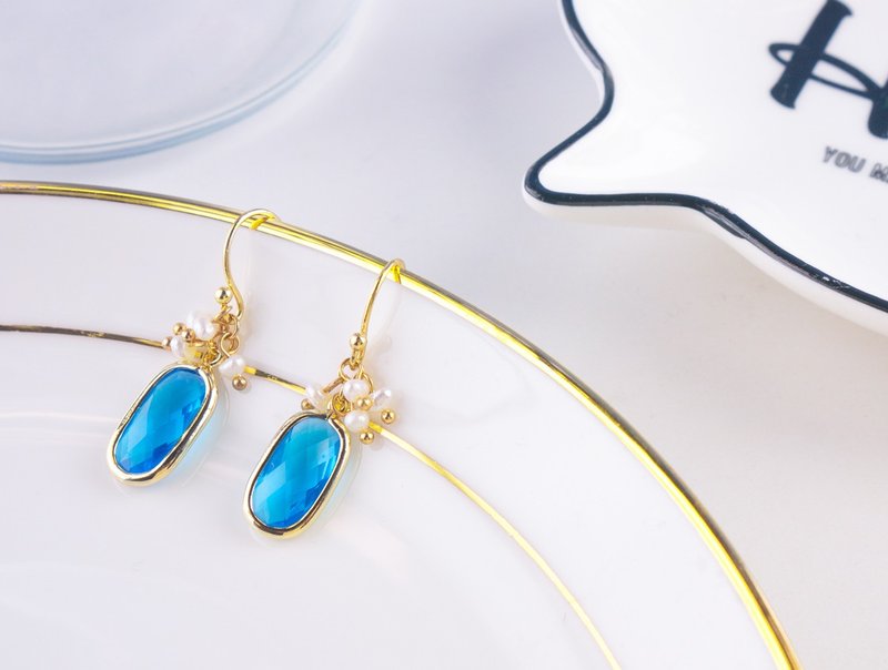 Edith & Jaz • 诞生石小珍珠系列 - 卡布里蓝晶耳环( 十二月) - 耳环/耳夹 - 宝石 蓝色