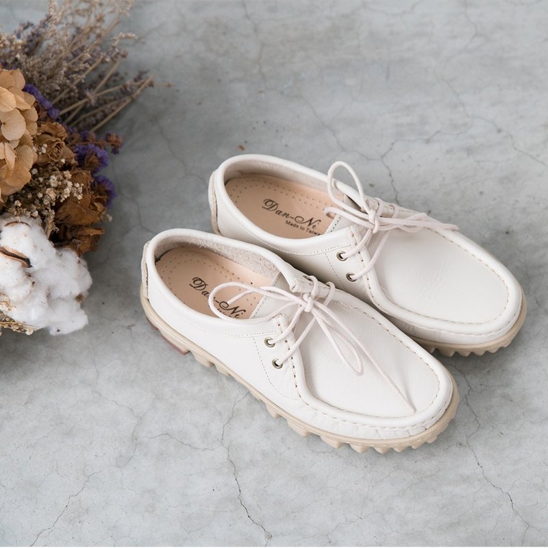 Goody Bag - 灰姑娘的手工真皮鞋 - 女款休闲鞋 - 真皮 