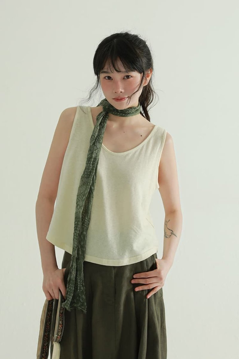 3顏色 棉麻短款小背心 復古文藝休閒百搭寬松顯瘦無袖上衣 - 女装背心 - 其他人造纤维 白色