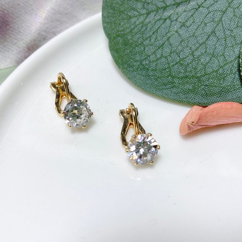 【西洋古董饰品】立体闪耀莱茵镶嵌法式经典 优雅 唯美 耳环耳夹 - 耳环/耳夹 - 贵金属 金色