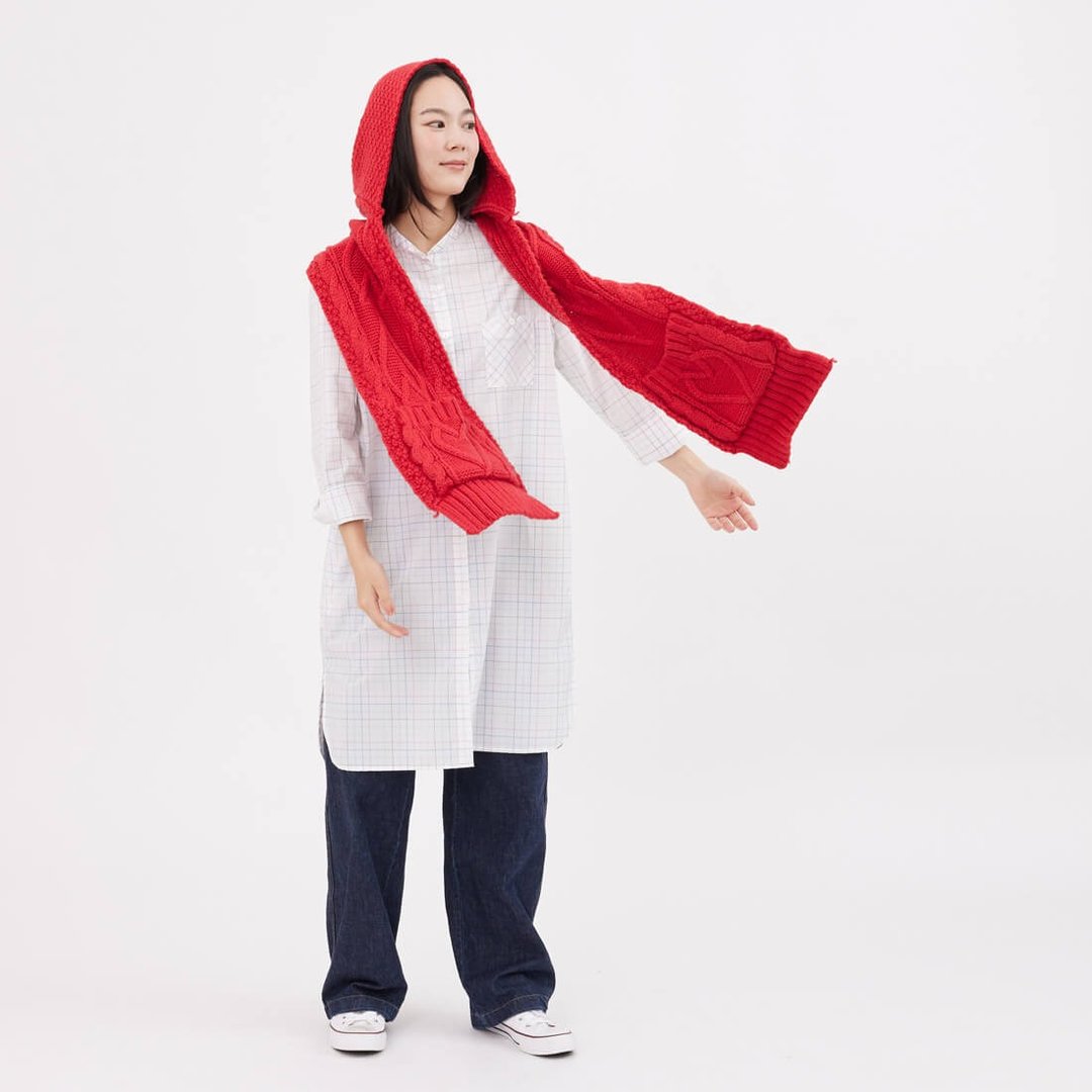 Milly麻花针织连帽口袋围巾/紅 - 围巾/披肩 - 其他人造纤维 红色