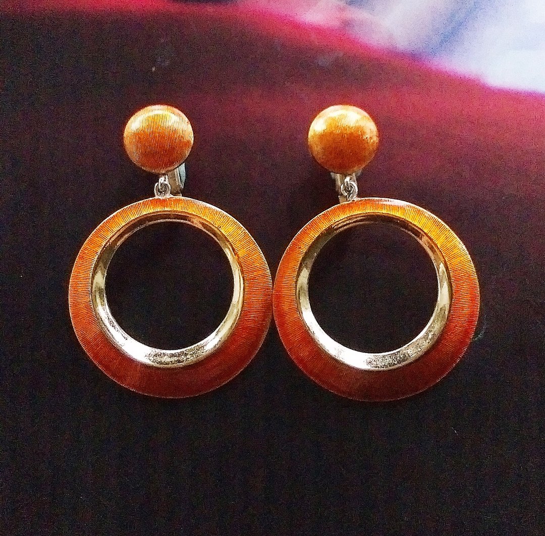 Vintage Jewelry 西洋古董饰品 TRIFARI 珐琅橙 夹式耳环 - 耳环/耳夹 - 其他金属 金色