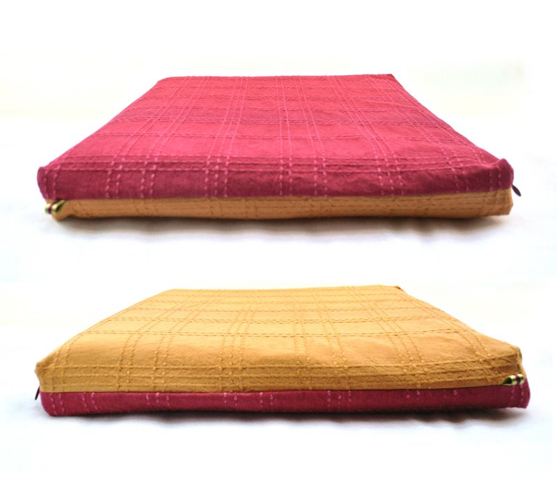 M-Zabuton seat Cushion Cherry and Lac natural dyed cotton, 40x40cm / 15.7 in - 枕头/抱枕 - 棉 橘色