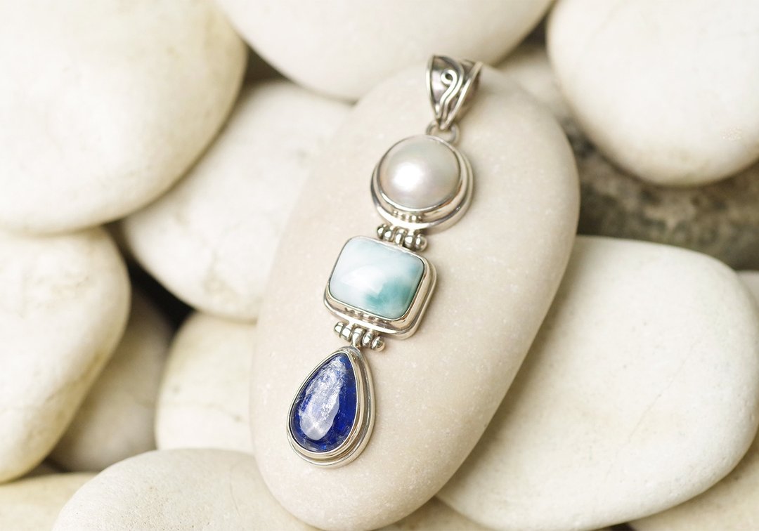 Kyanite, Larimar and Mabe Pearl Pendant Top - Gemstone Pendant Necklace - 项链 - 纯银 多色