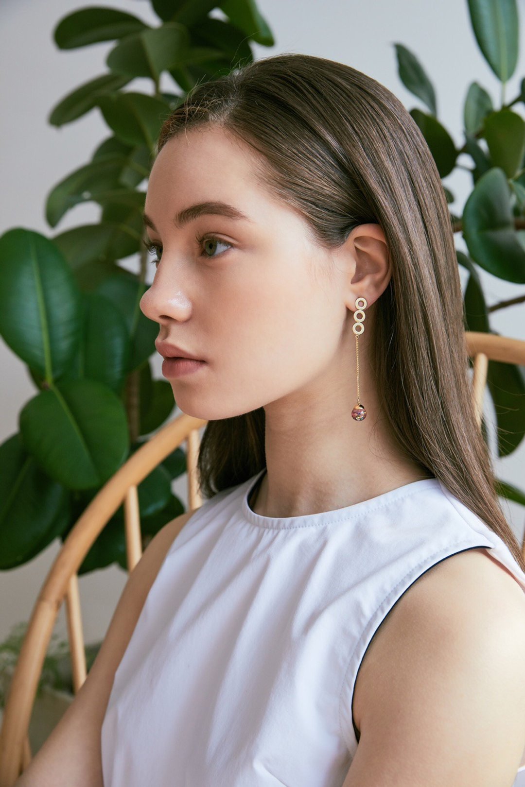 Circle Snowball Drop Earrings - 耳环/耳夹 - 玻璃 
