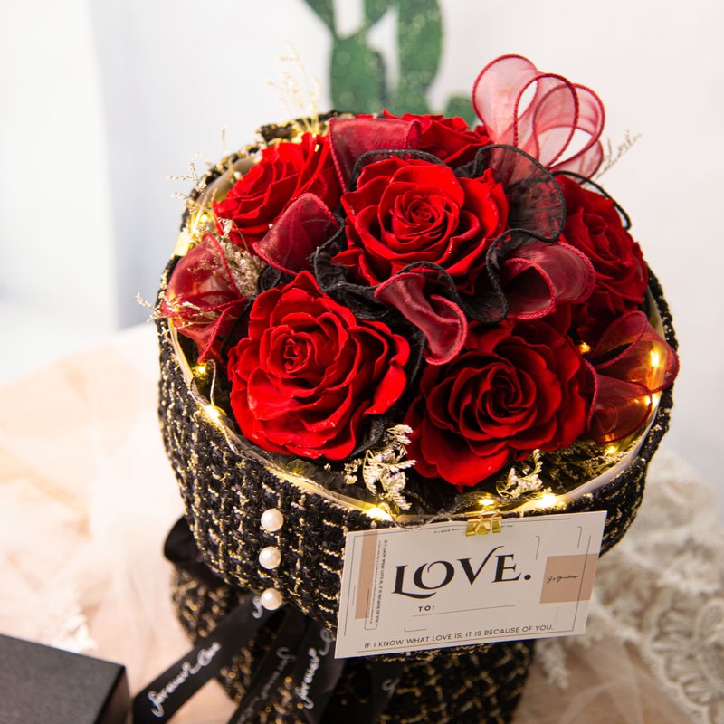 【经典】时尚香奈儿风花束 永生花 黑色红色玫瑰 / 情人节 生日 - 干燥花/捧花 - 植物．花 黑色