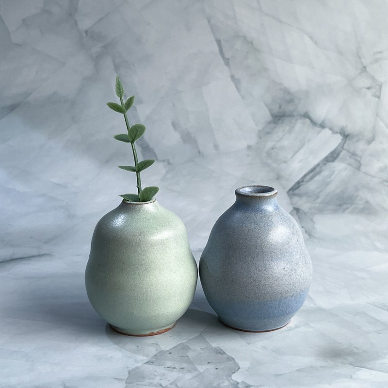 柔光莫兰迪。手工陶瓷迷你花瓶 花器 扩香瓶 精油瓶 教师节礼物 - 花瓶/陶器 - 陶 多色