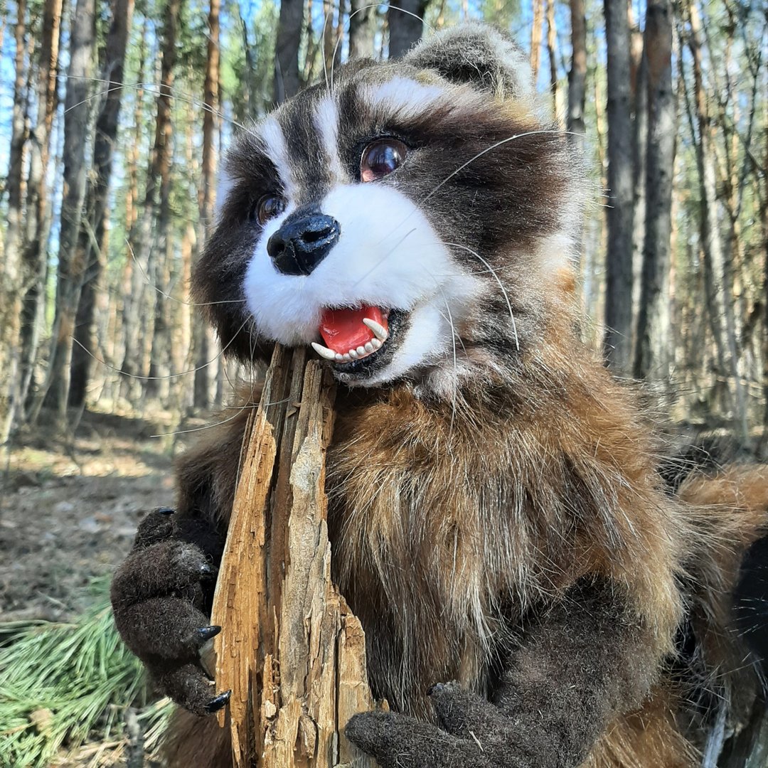 Raccoon,Soft Toy raccoon,Collectible toy.Christmas Gift Wrapping. - 玩偶/公仔 - 其他金属 咖啡色