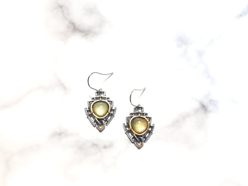 幻化 造型 耳环 - 耳环/耳夹 - 其他金属 多色