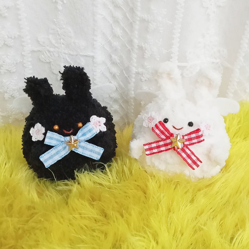 圆圆兔子 可加吊饰 可改色 手作钩织小物 - 玩偶/公仔 - 其他材质 白色