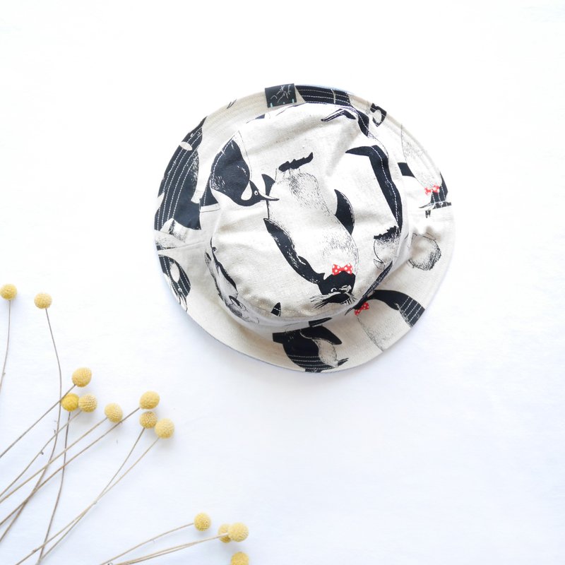 夏日双面渔夫帽系列 | 戴领结的企鹅 - 帽子 - 棉．麻 白色