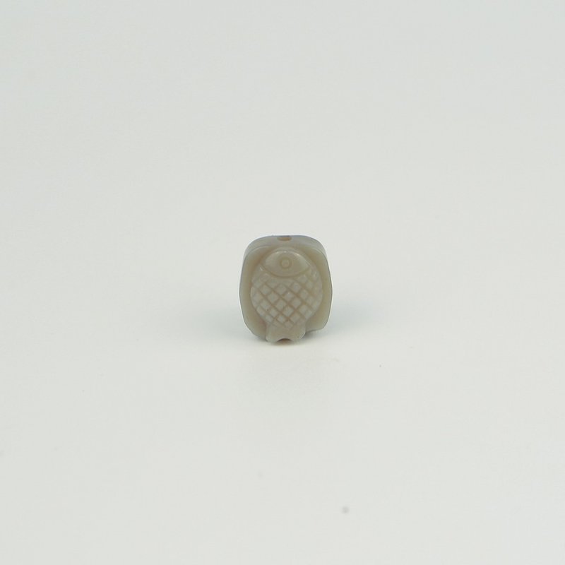 051959月夜鱼/灰色/带孔素材/月夜城/阿拉善/晶石/天然/水晶 - 金工/饰品 - 水晶 灰色