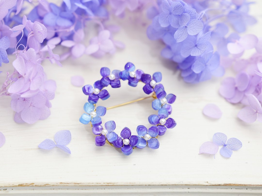 【胸针・M尺寸】额紫阳花 花环 圆形 紫色 - 胸针 - 其他材质 紫色