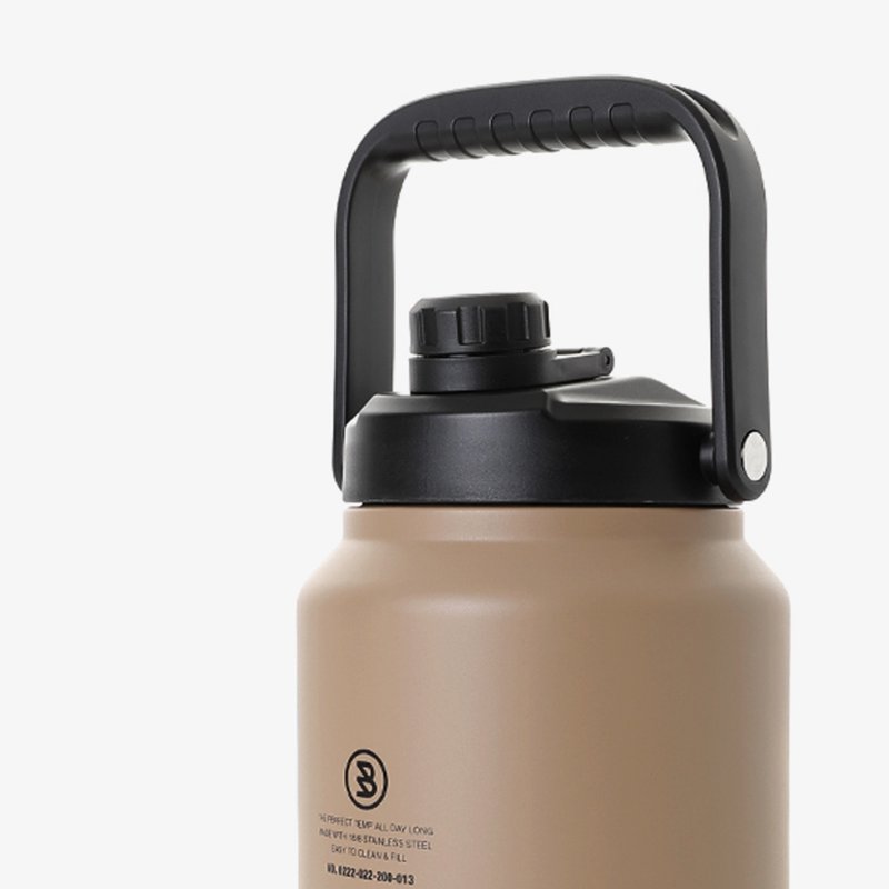 BROOKLYNWORKS 2.5L 不锈钢保冰水壶-棕色 - 水瓶/水壶 - 不锈钢 咖啡色