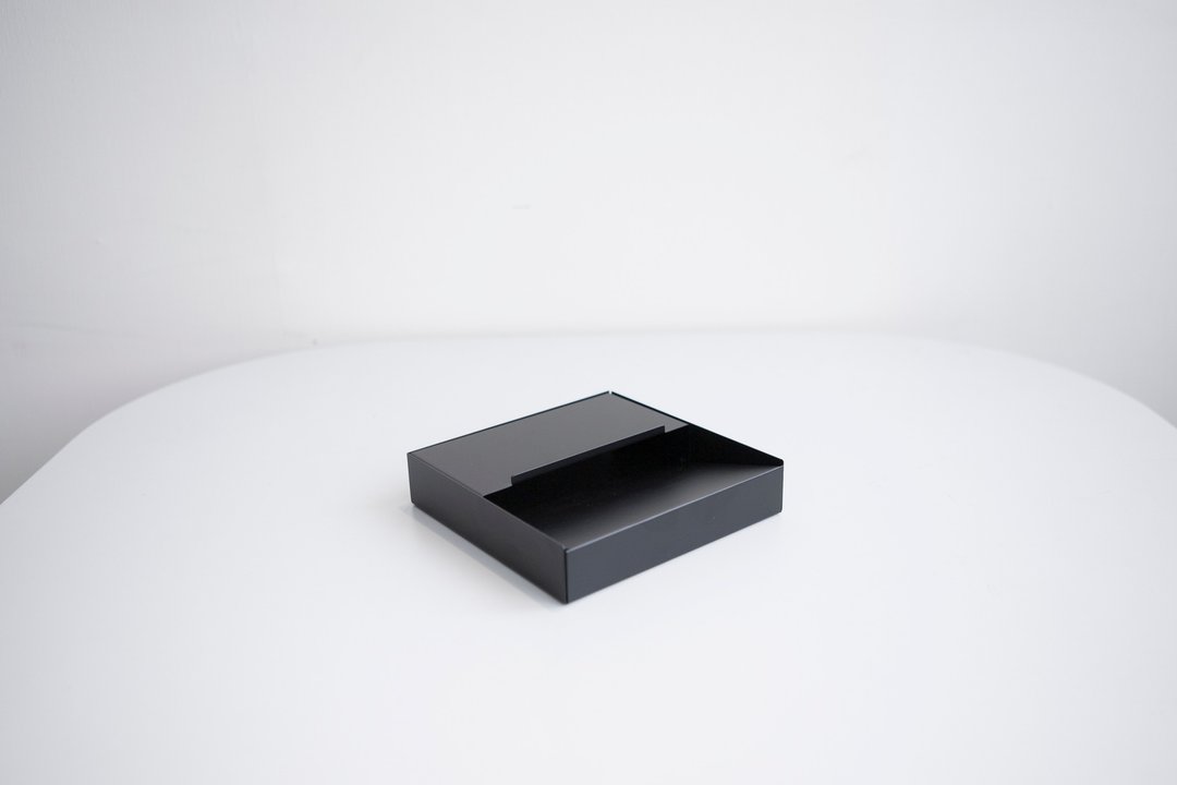 V / 零钱盒 - 黑 - 收纳用品 - 其他金属 黑色