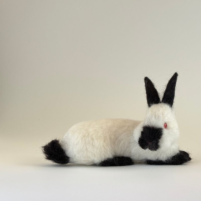 羊毛毡兔子 喜马拉雅兔 侧卧姿 慵懒姿态 - 玩偶/公仔 - 羊毛 