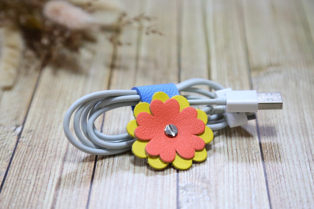花朵集线器 - 收纳用品 - 真皮 