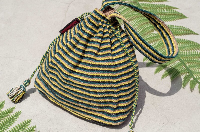情人节礼物 生日礼物 七夕礼物 限量一件 手工编织收纳包 / 民族风包 / 条纹锦囊袋 / 化妆包 / 手机包 / 手拿包 / 手提袋 - 漫步在绿色黄色世界  - 手拿包 - 棉．麻 多色
