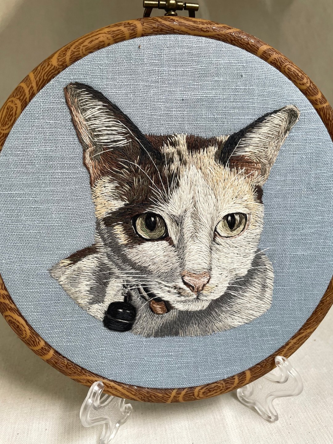 *Custom Made* Embroidery Pet Portrait Framed in Hoop. (6 inch) - 订制画像 - 绣线 多色