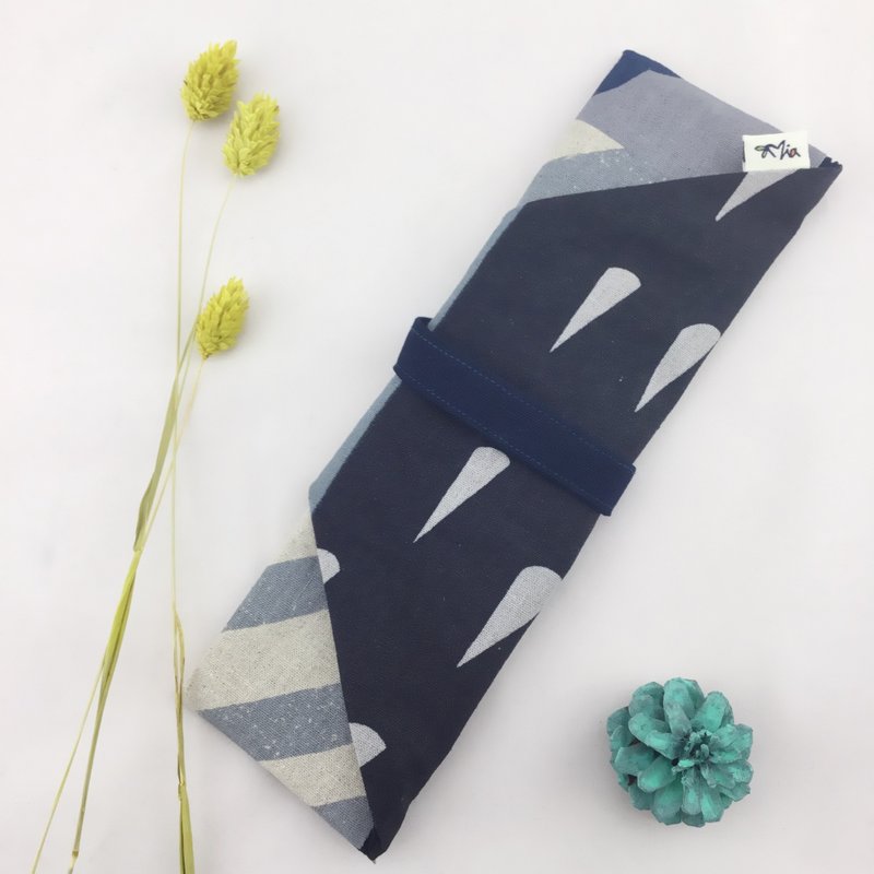 黑灰白的对话— 环保餐具袋/笔袋 - 铅笔盒/笔袋 - 棉．麻 